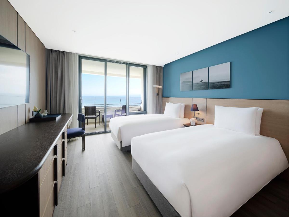 Parnas Hotel Jeju Seogwipo Exterior photo