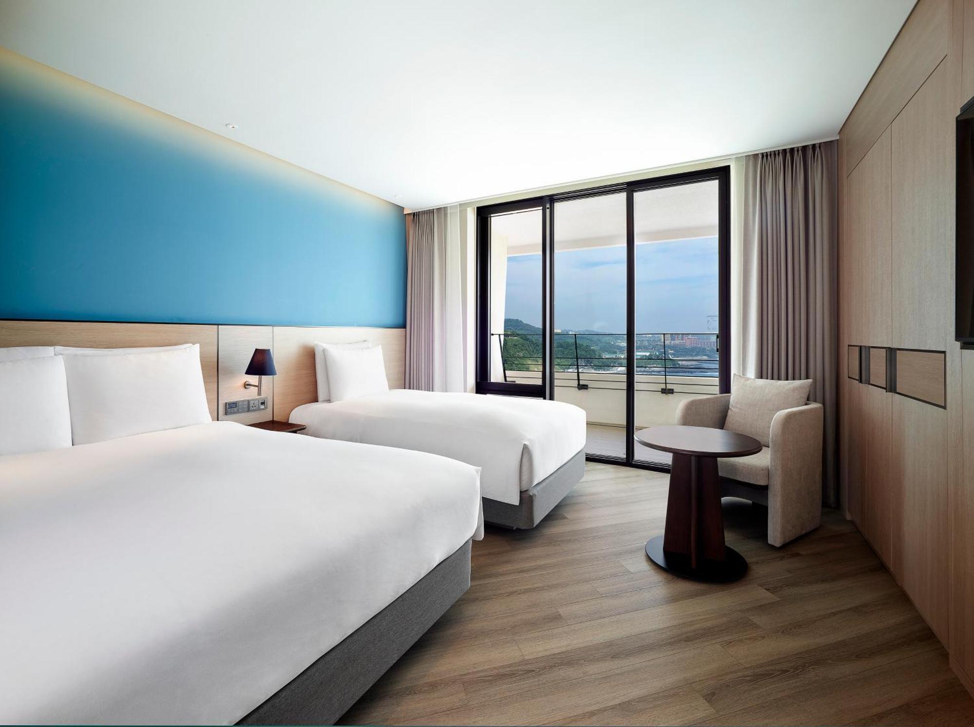 Parnas Hotel Jeju Seogwipo Exterior photo Deluxe Ocean View Room