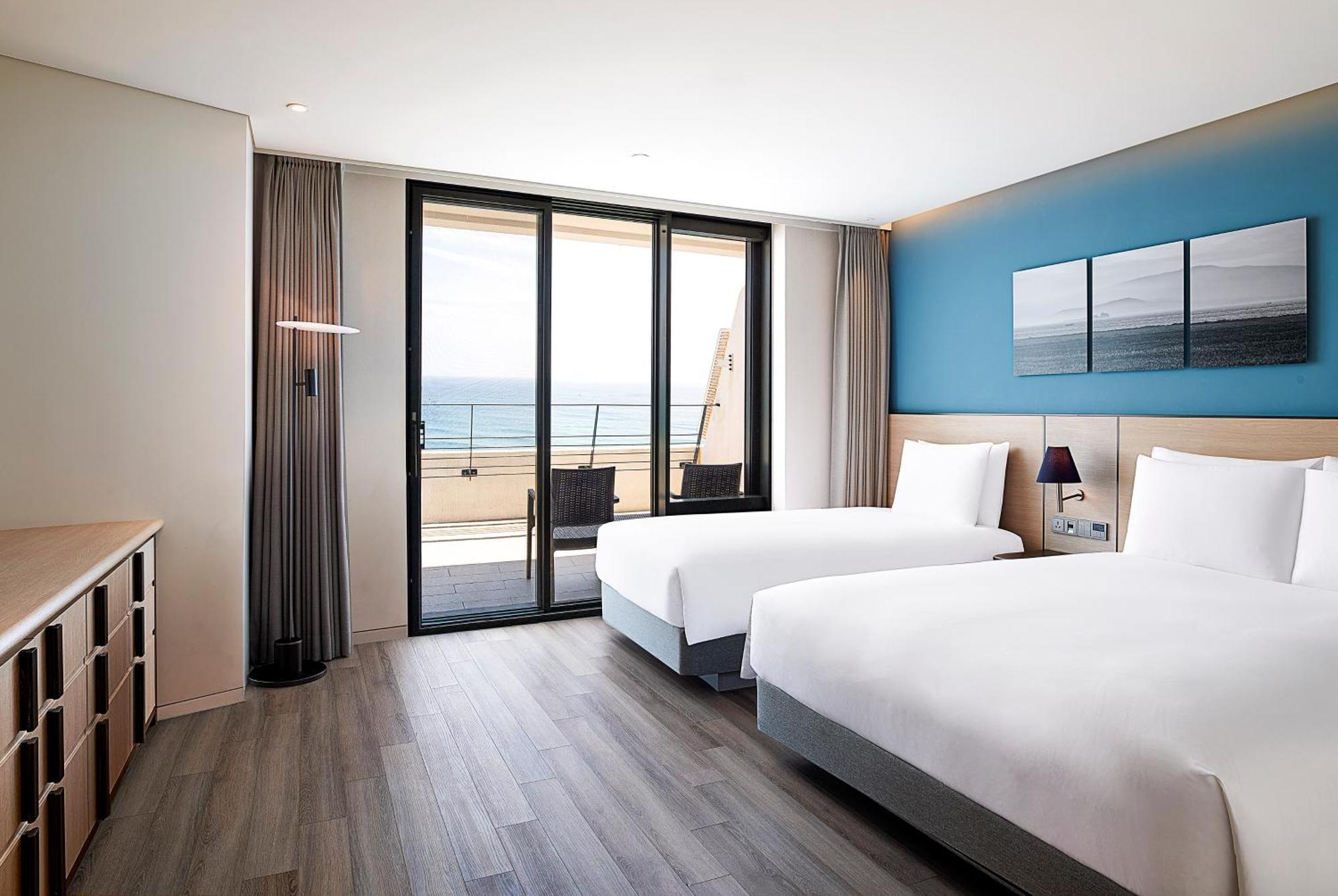 Parnas Hotel Jeju Seogwipo Exterior photo