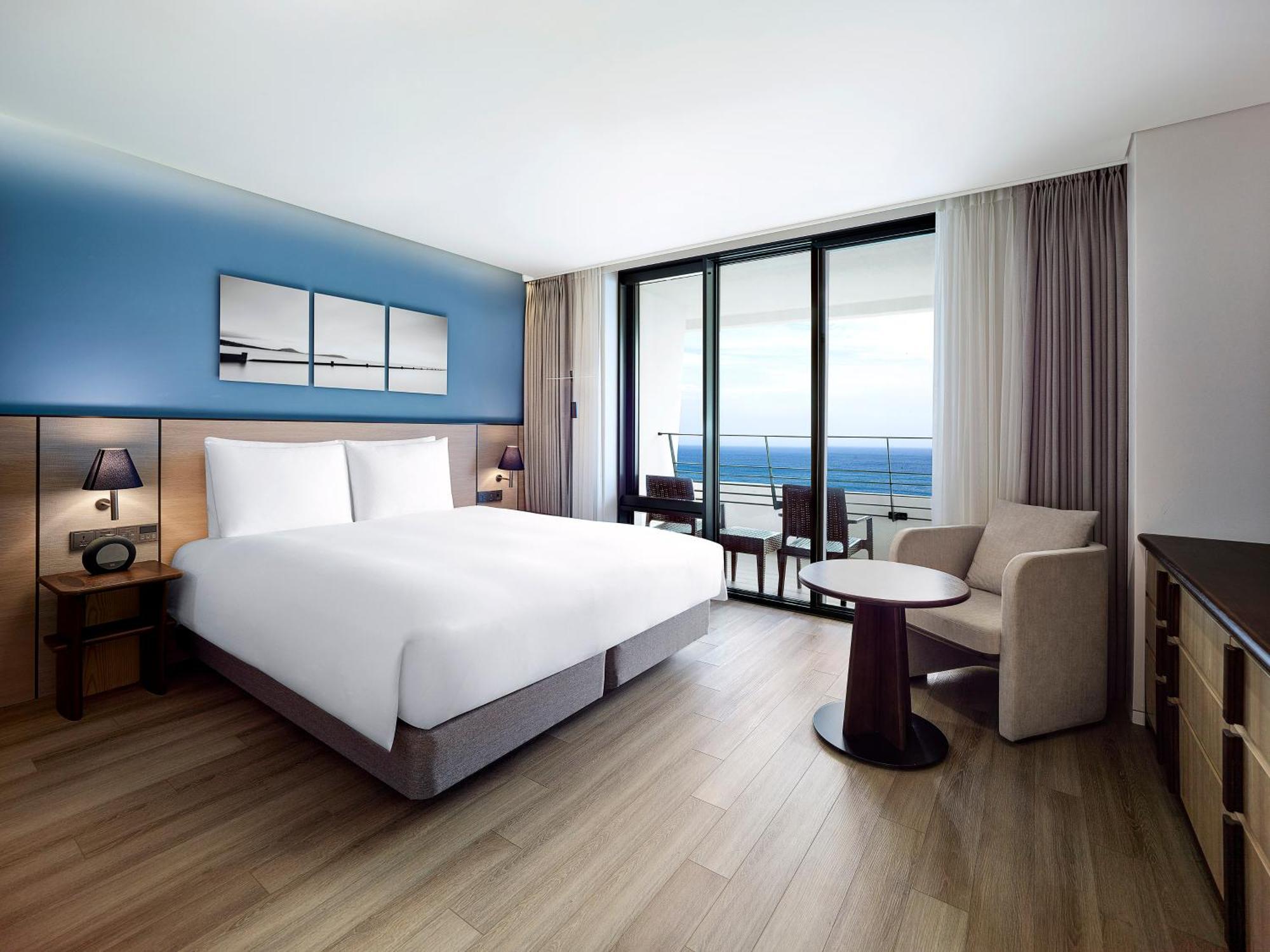 Parnas Hotel Jeju Seogwipo Exterior photo